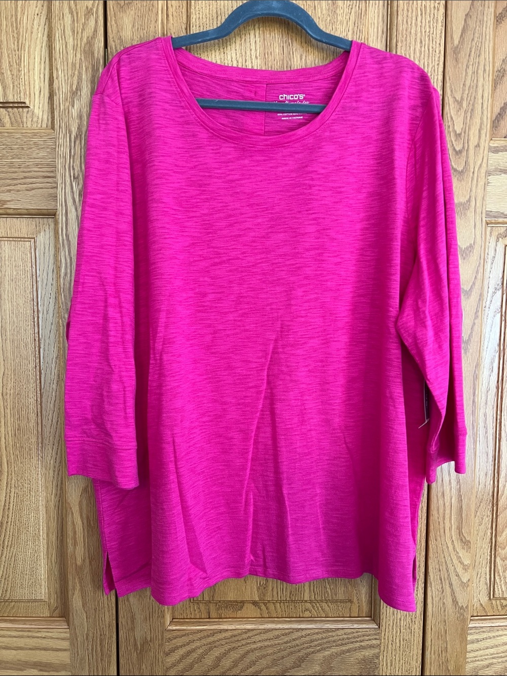Chico's Women's Bright Fuchsia Long Sleeve Ultimate Tee, Button Back, Size 4 XXL